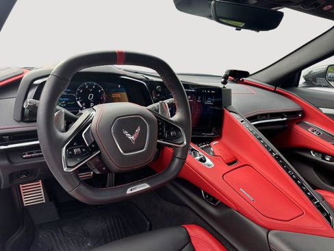 Used 2025 Chevrolet Corvette E-Ray AWD/4WD image 10