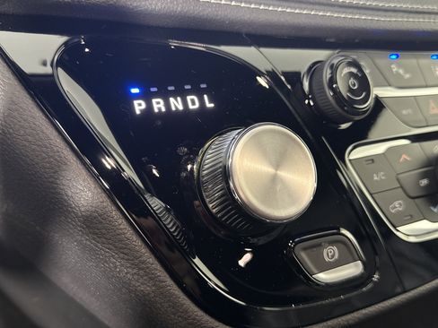 New 2026 Chrysler Pacifica Select image 23