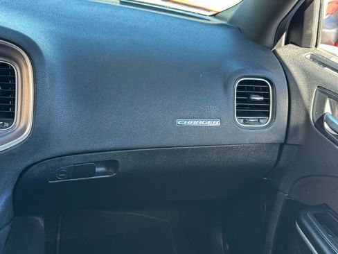 Used 2022 Dodge Charger SXT image 19