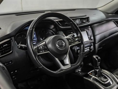 Used 2020 Nissan Rogue SL image 14