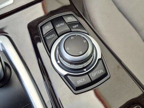Used 2011 BMW 535i xDrive Sedan AWD/4WD image 50