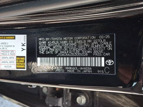 Used 2025 Toyota Prius LE FWD image 28