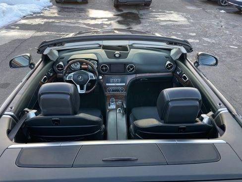 Used 2013 Mercedes-Benz SL 550 image 35