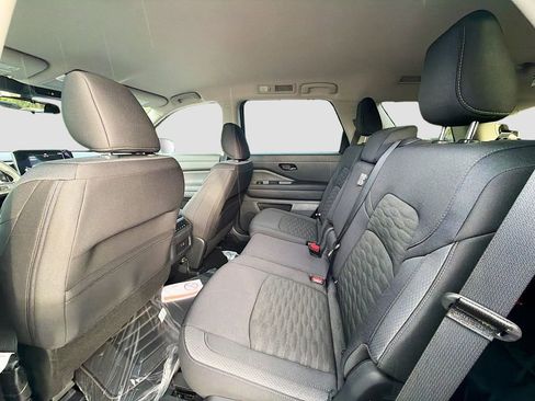 New 2025 Nissan Pathfinder SV w/ Cargo Package image 26