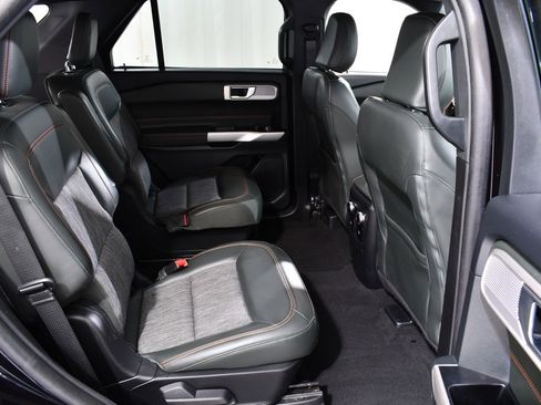 Used 2023 Ford Explorer Timberline w/ Timberline Technology Package image 19