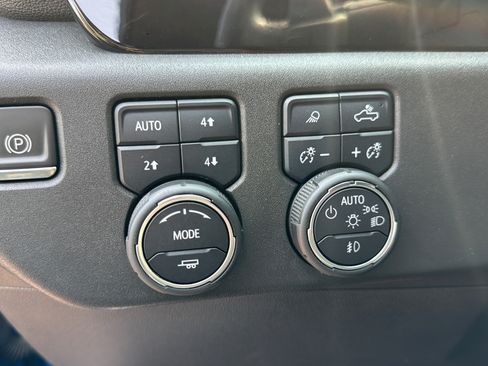 Used 2022 Chevrolet Silverado 1500 RST w/ All Star Edition Plus AWD/4WD image 12