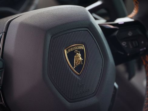 Used 2024 Lamborghini Huracan Tecnica RWD image 47