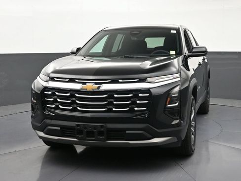 Certified 2025 Chevrolet Equinox LT w/ Safety and Technology Package AWD/4WD image 8