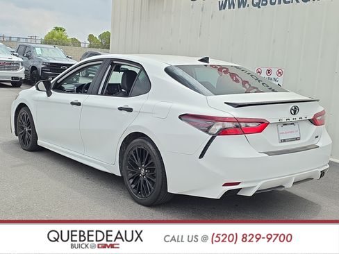 Used 2021 Toyota Camry SE w/ Carpet Mat Package (TMS) FWD image 5