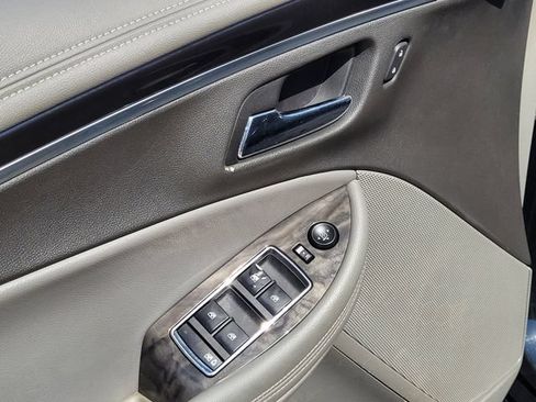 Used 2014 Chevrolet Impala LT w/ Convenience Package FWD image 26