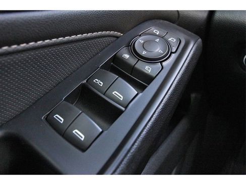 Used 2023 Chevrolet Traverse Premier w/ Redline Edition image 20