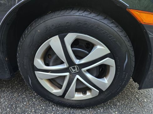 Used 2016 Honda Civic LX image 9