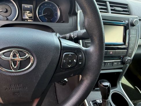 Used 2015 Toyota Camry LE FWD image 20
