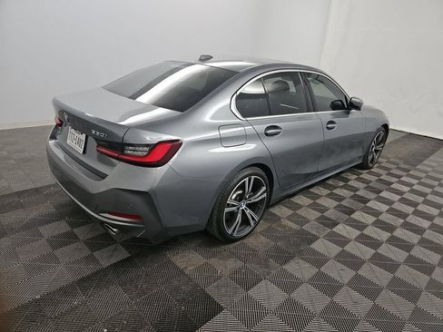Used 2024 BMW 330i Sedan w/ Convenience Package RWD image 2