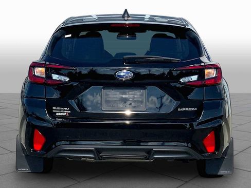 Used 2024 Subaru Impreza 2.0i AWD/4WD image 3
