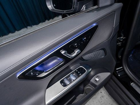 New 2026 Mercedes-Benz GLC 300 image 8