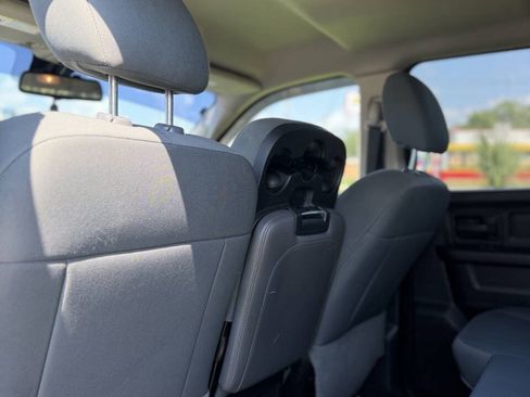 Used 2015 RAM 1500 Express RWD image 13
