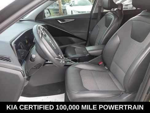 Certified 2025 Kia Niro EX Touring FWD image 23
