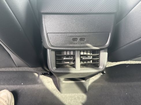 New 2026 Chevrolet Equinox LT AWD/4WD image 14