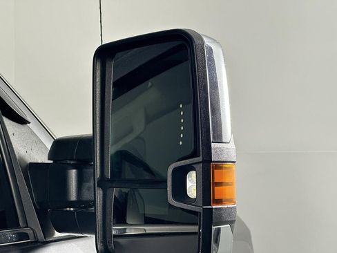 Used 2017 Chevrolet Silverado 3500 High Country image 10