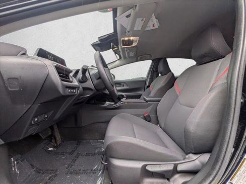 Used 2024 Toyota Prius Prime FWD image 15