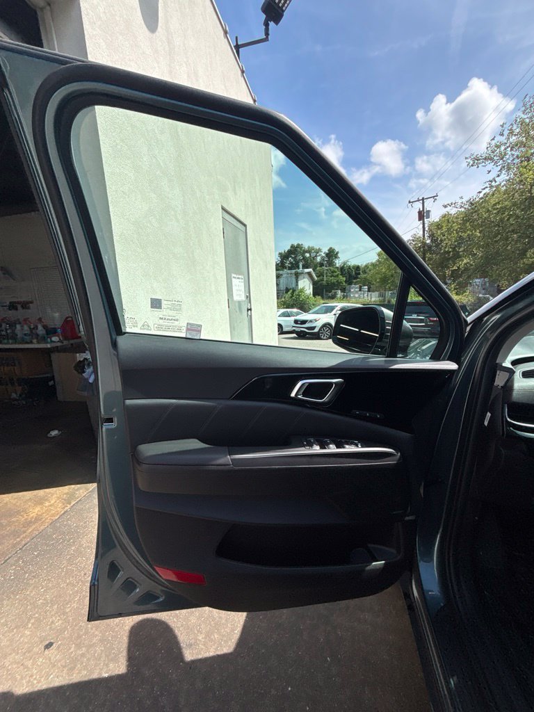 Certified 2026 Kia Carnival SX Prestige FWD image 12