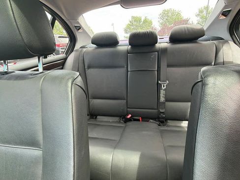 Used 2004 BMW 325i Sedan RWD image 12