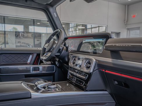 Certified 2021 Mercedes-Benz G 63 AMG 4MATIC image 18