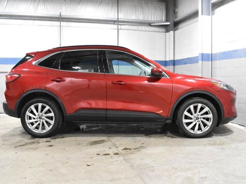 Used 2021 Ford Escape Titanium w/ Titanium Elite Package image 27