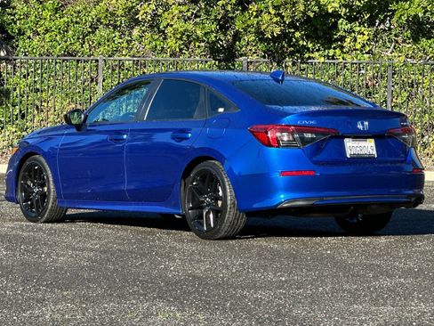 Used 2022 Honda Civic Sport image 5