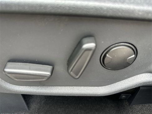 Used 2024 Ford Bronco Wildtrak image 13