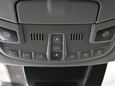 Used 2018 Lincoln Navigator Reserve w/ Technology Package image 36