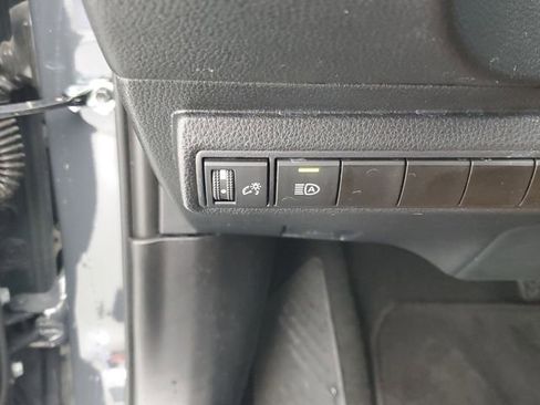 Used 2025 Toyota Corolla SE FWD image 32