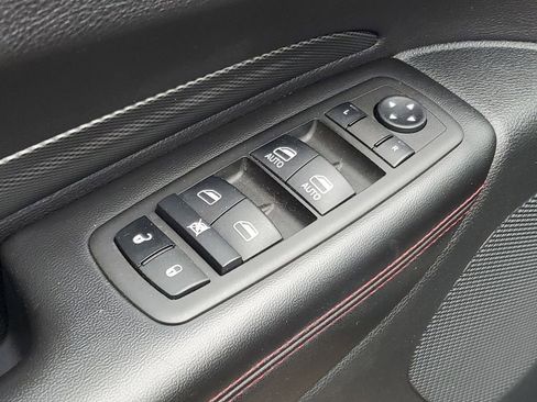 Used 2022 Dodge Durango R/T w/ Blacktop Package AWD/4WD image 24