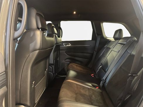 Used 2020 Jeep Grand Cherokee Altitude image 24