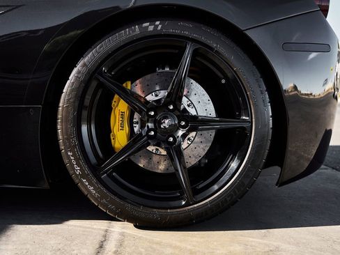 Used 2015 Ferrari 458 Spider RWD image 29