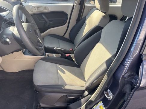 Used 2012 Ford Fiesta S image 8
