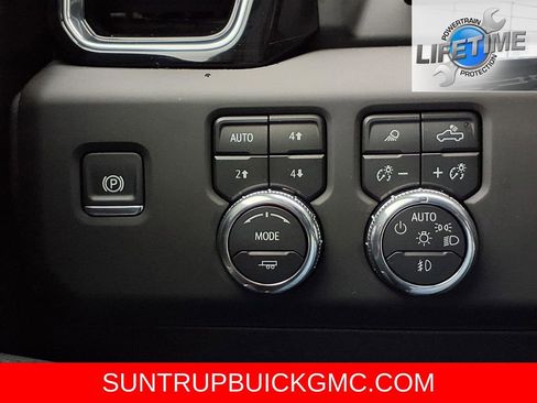 Used 2025 GMC Sierra 2500 Denali w/ Denali Reserve Package image 14