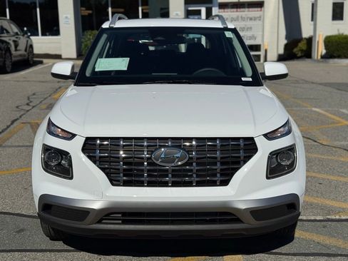 New 2026 Hyundai Venue SEL image 8