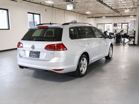 Used 2015 Volkswagen Golf TDI SEL FWD image 7