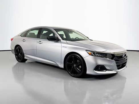 Certified 2022 Honda Accord Sport image 3