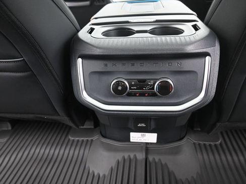 New 2025 Ford Expedition Tremor image 12