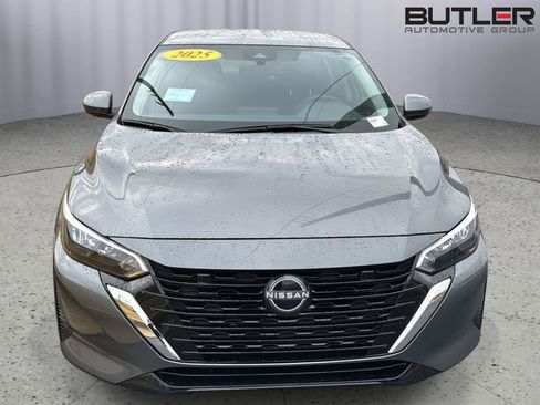 Used 2025 Nissan Sentra S image 7