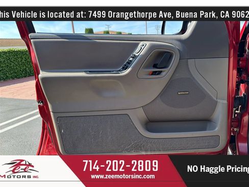 Used 2001 Jeep Grand Cherokee Laredo image 46