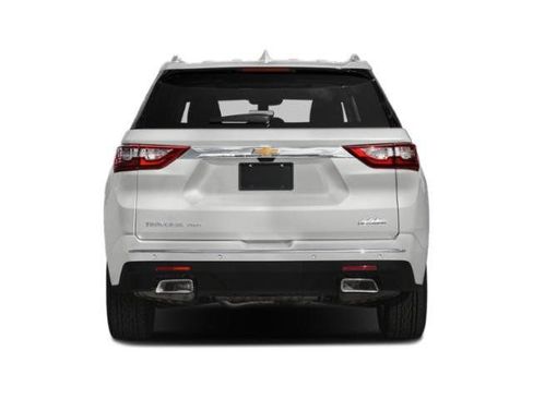Used 2018 Chevrolet Traverse Premier w/ Driver Confidence II Package FWD image 42