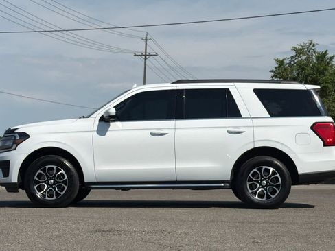 Certified 2023 Ford Expedition XLT AWD/4WD image 5