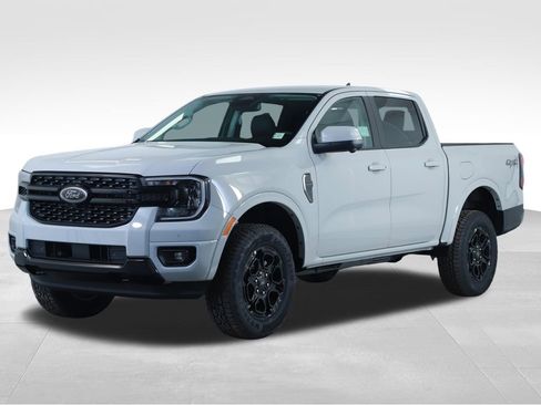 New 2026 Ford Ranger Lariat w/ Black Appearance Package AWD/4WD image 9