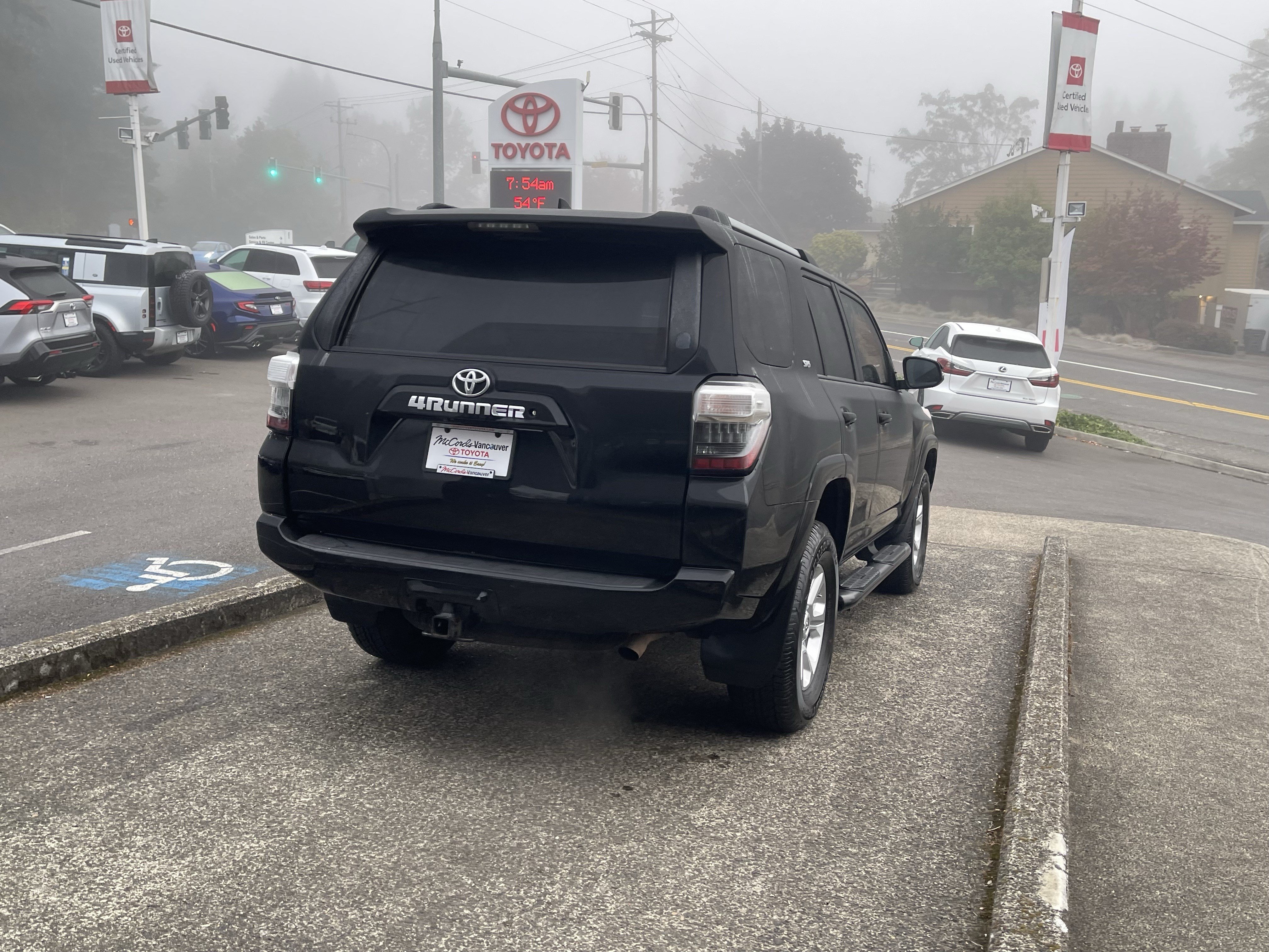 Certified 2019 Toyota 4Runner SR5 Premium AWD/4WD image 7