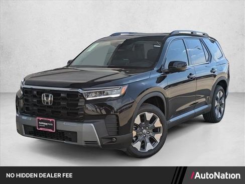 Certified 2026 Honda Pilot Touring image 1