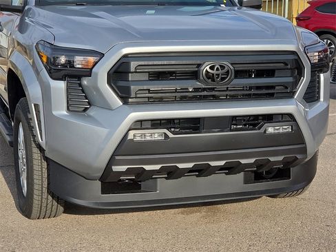 New 2026 Toyota Tacoma SR5 image 9